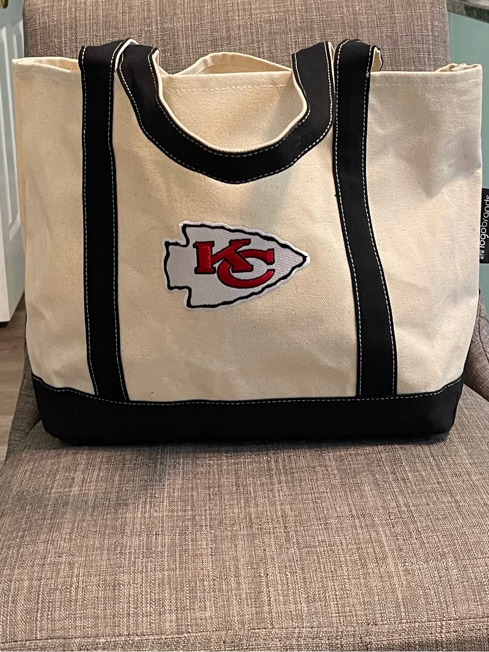 Logo Brands Kansas City Chiefs Embroidered Canvas Tote Bag - NWOT